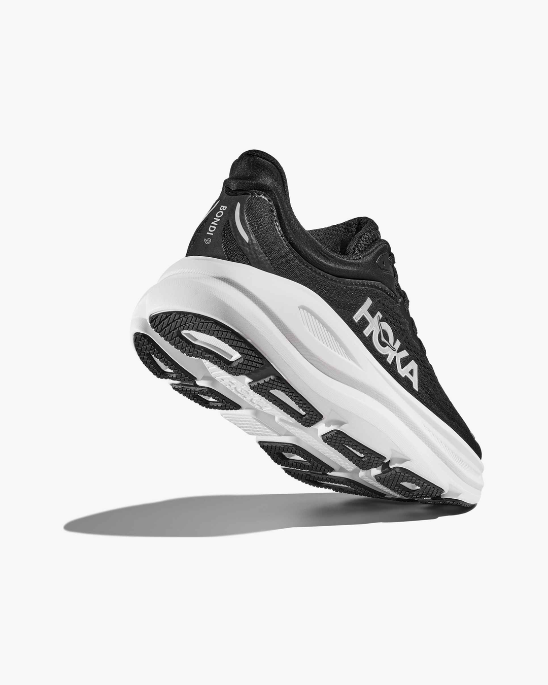 Black/White M Bondi 9 Sneaker