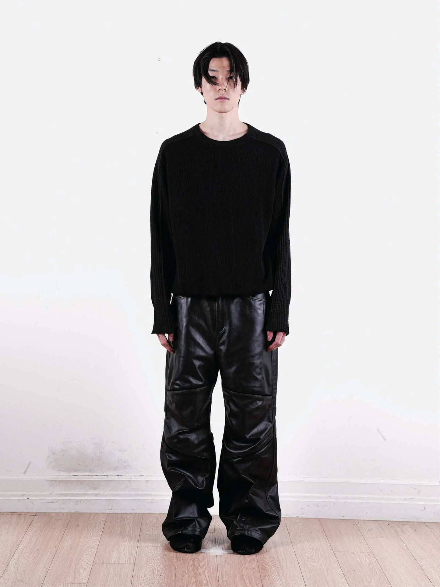 Black EP.8 01 Knit