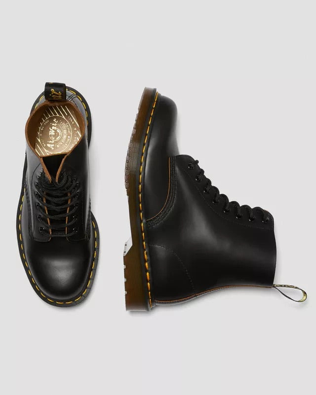Black Quilon 1460 Vintage Made in England Lace up Boots