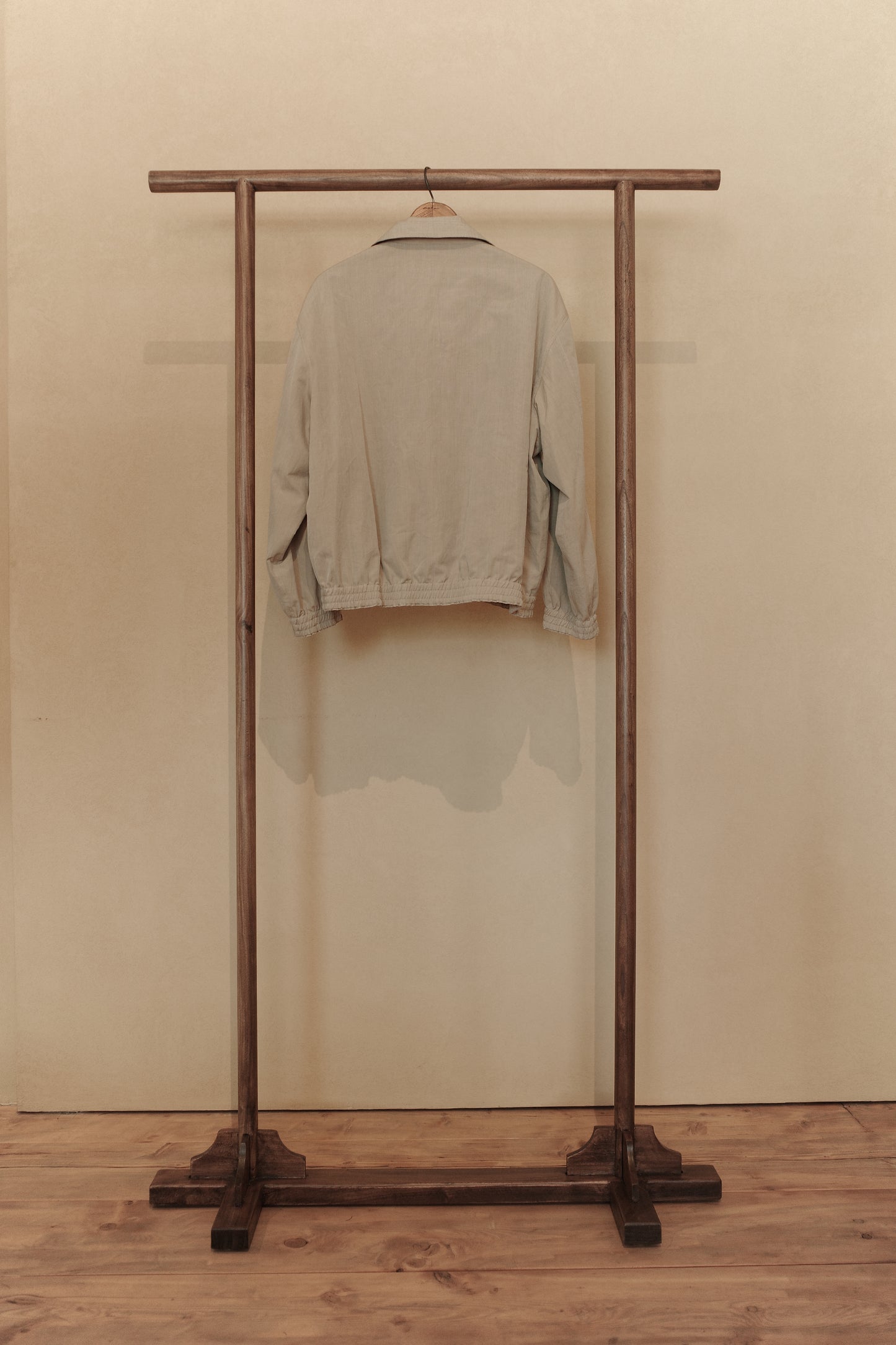AVIVA JIFEI XUE Buff Track Blouson