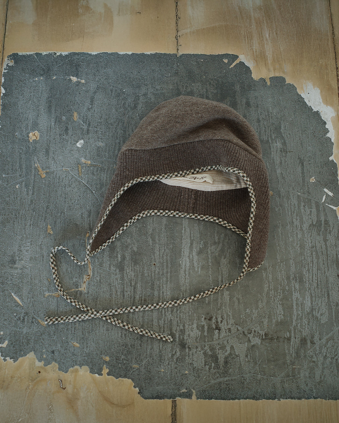 Natural Beige Wool Hemp Knit Contrast Flap Beanie