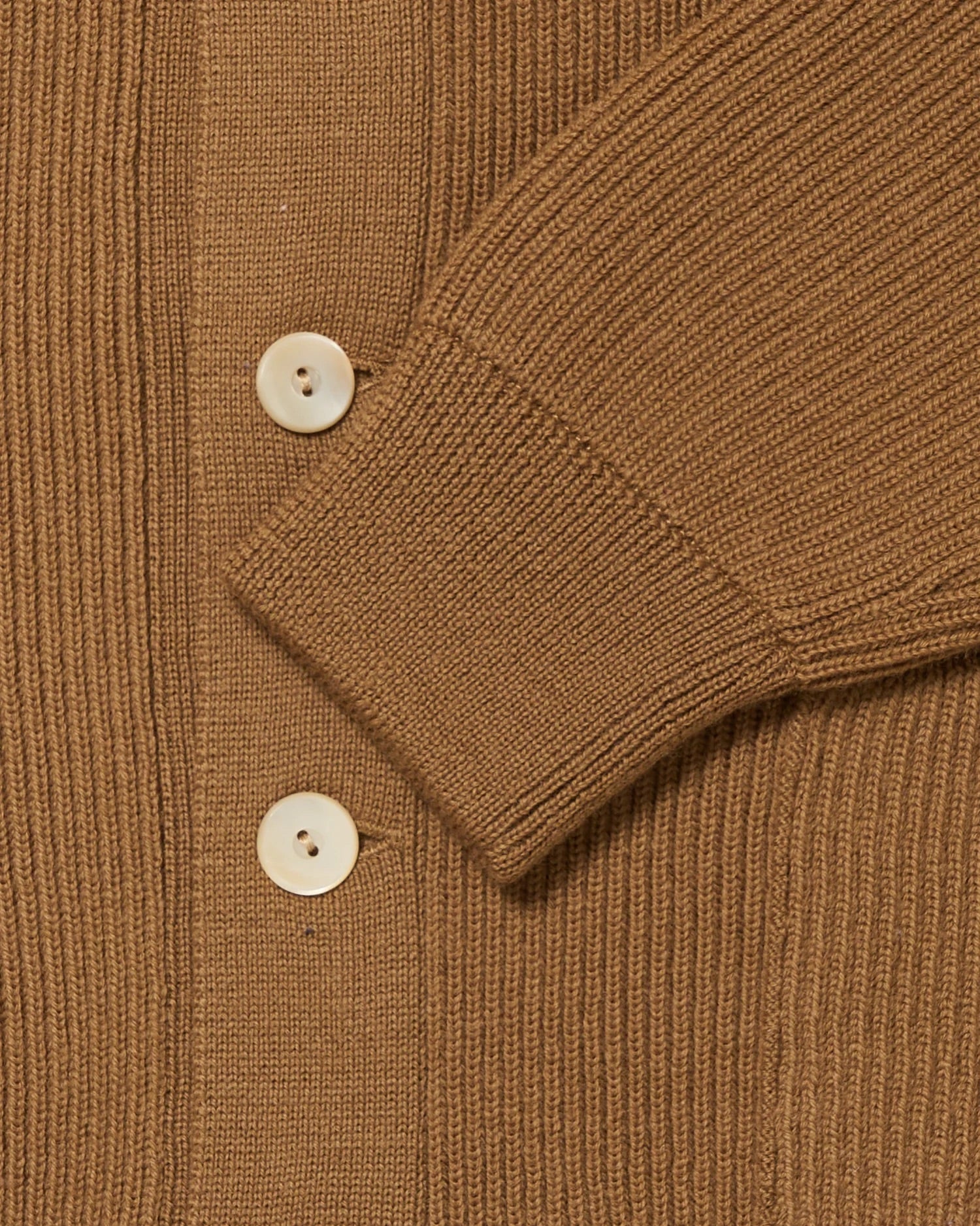 Camel Lot.521 Turtleneck Cardigan