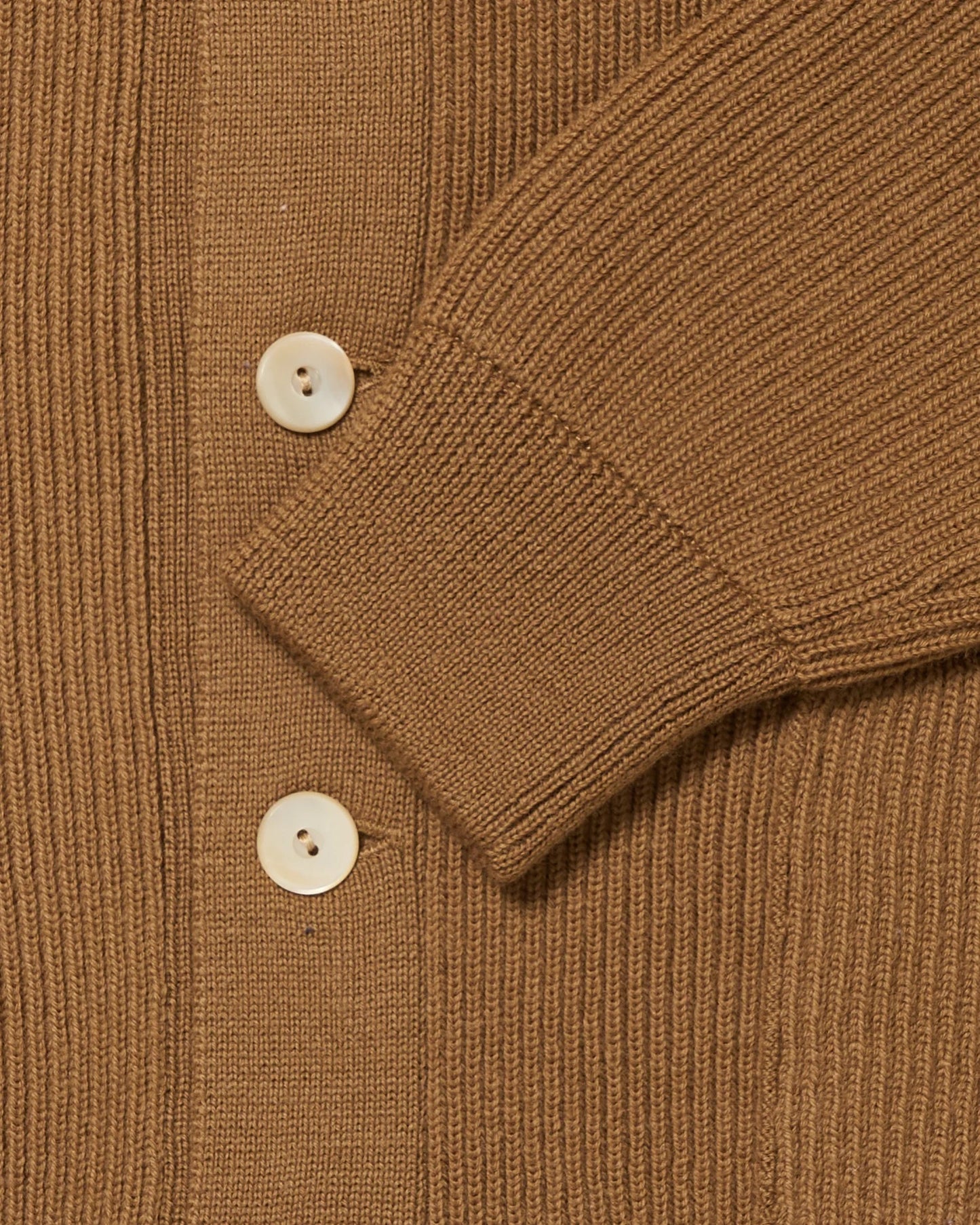 Camel Lot.521 Turtleneck Cardigan