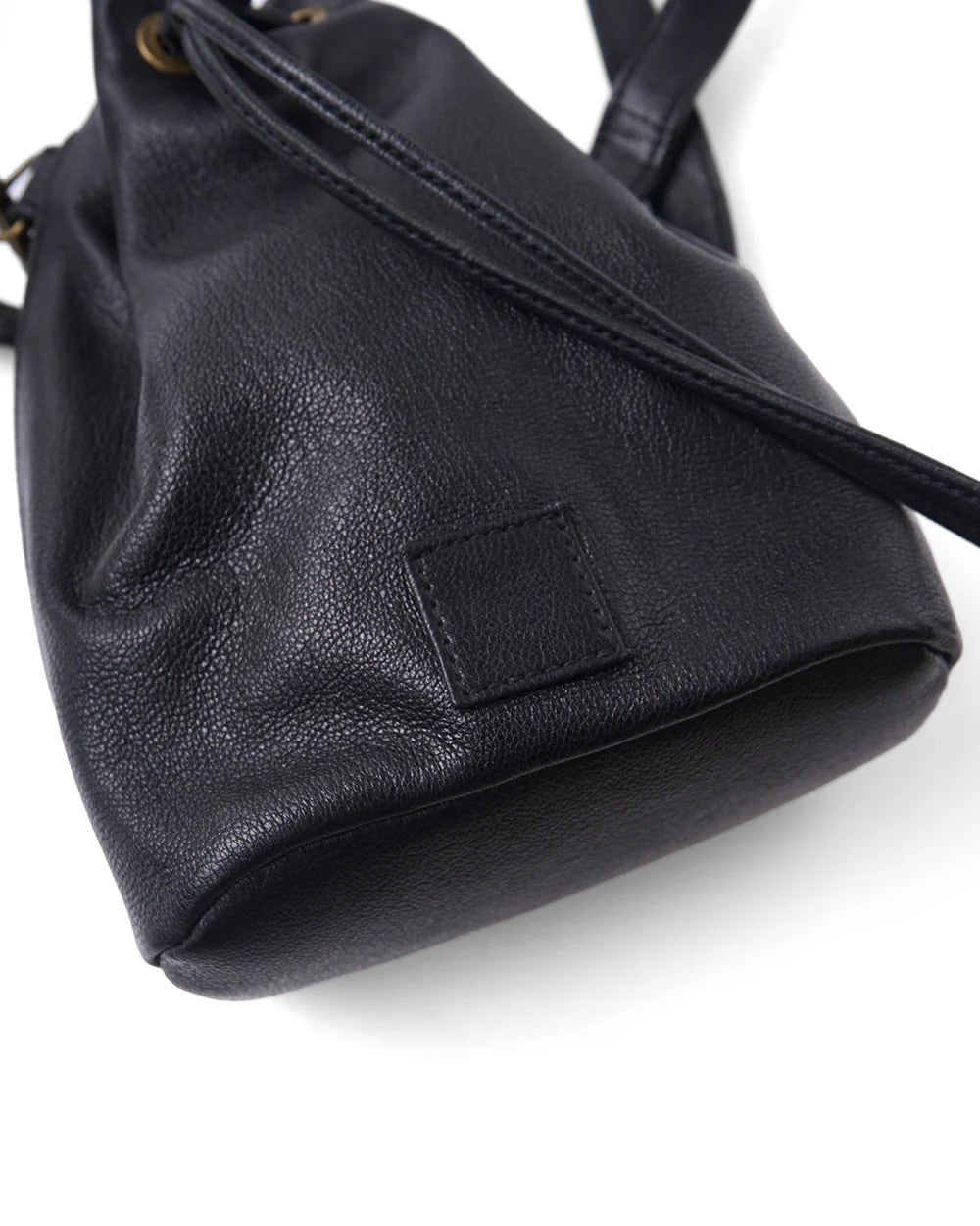 Black CCU Leather "KINCHAKU" Bag