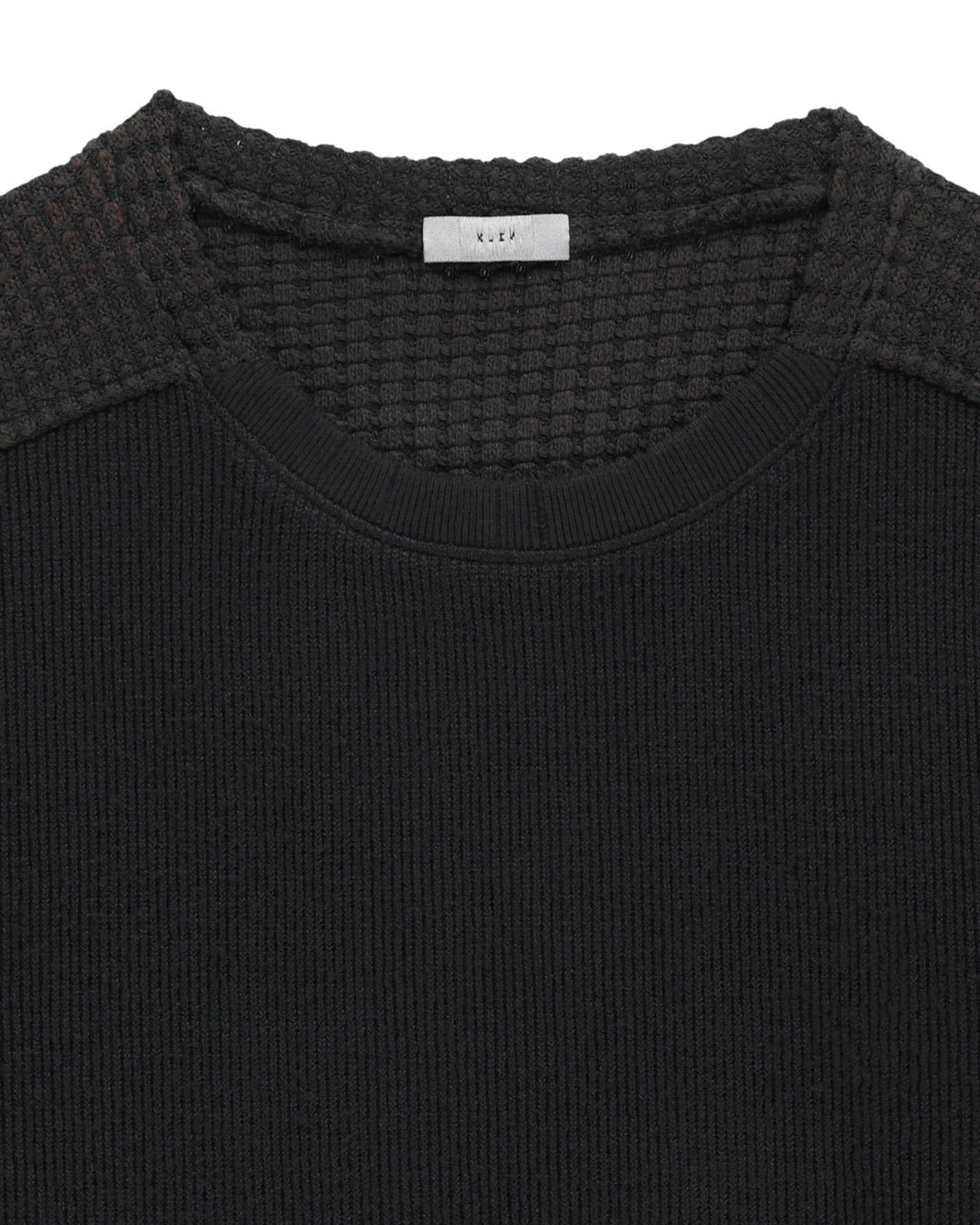 Black EP.8 01 Knit