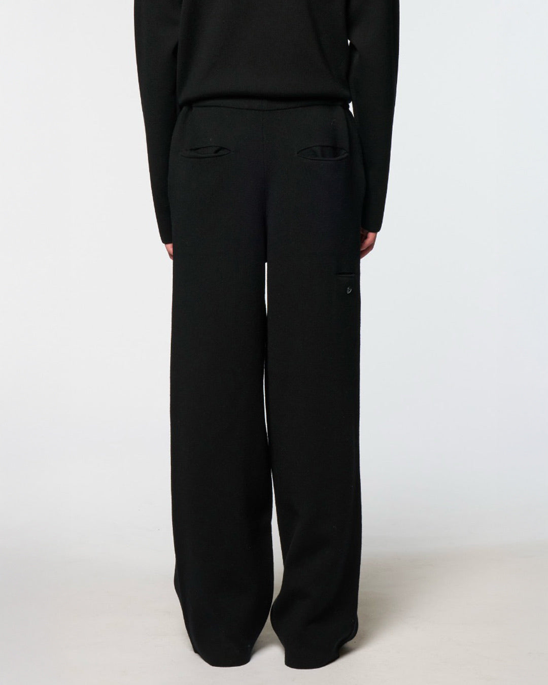 Black Double Knitted Straight Pants